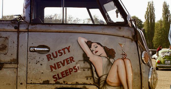 Volkswagen auto - Split Pinup