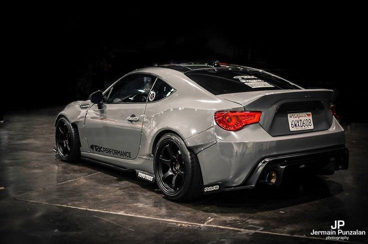 Subaru automobile - good image