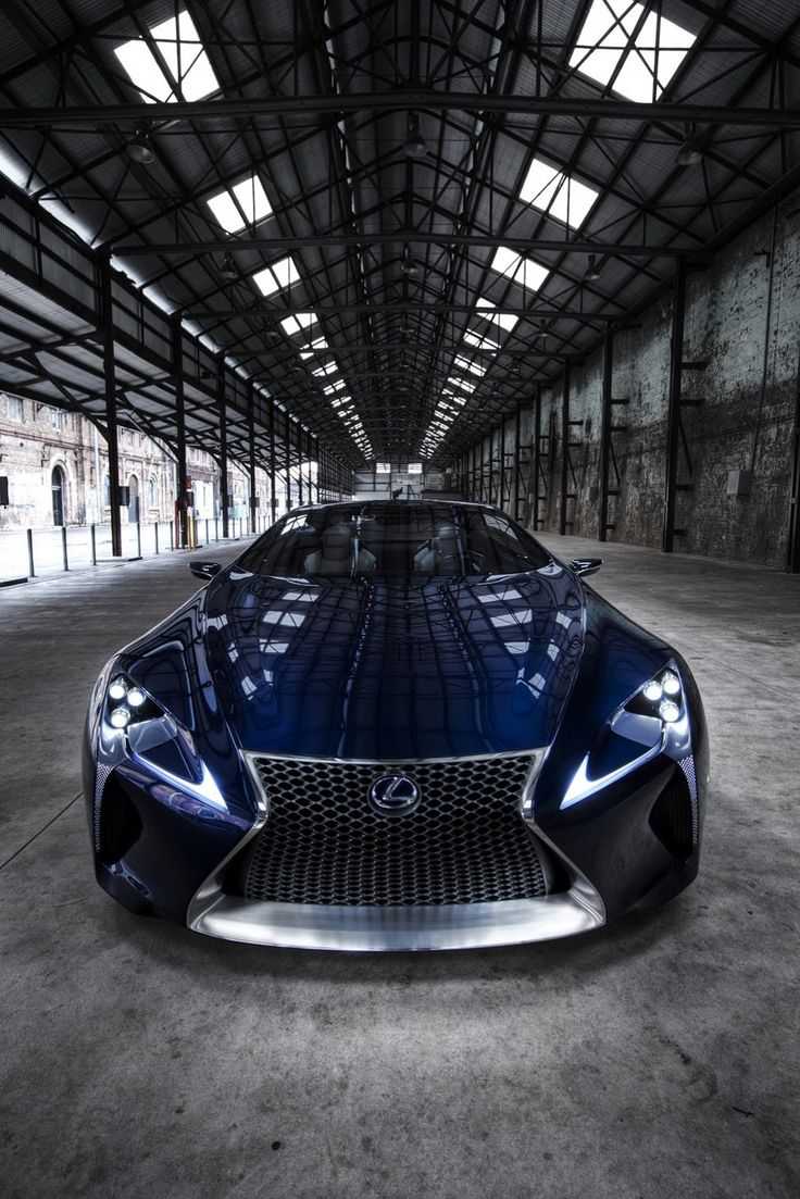 Lexus automobile - photo